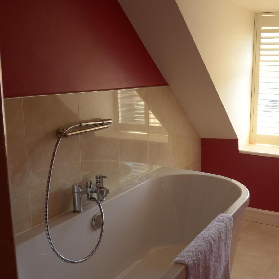 Victoria House Hotel Church Stretton Buitenkant foto